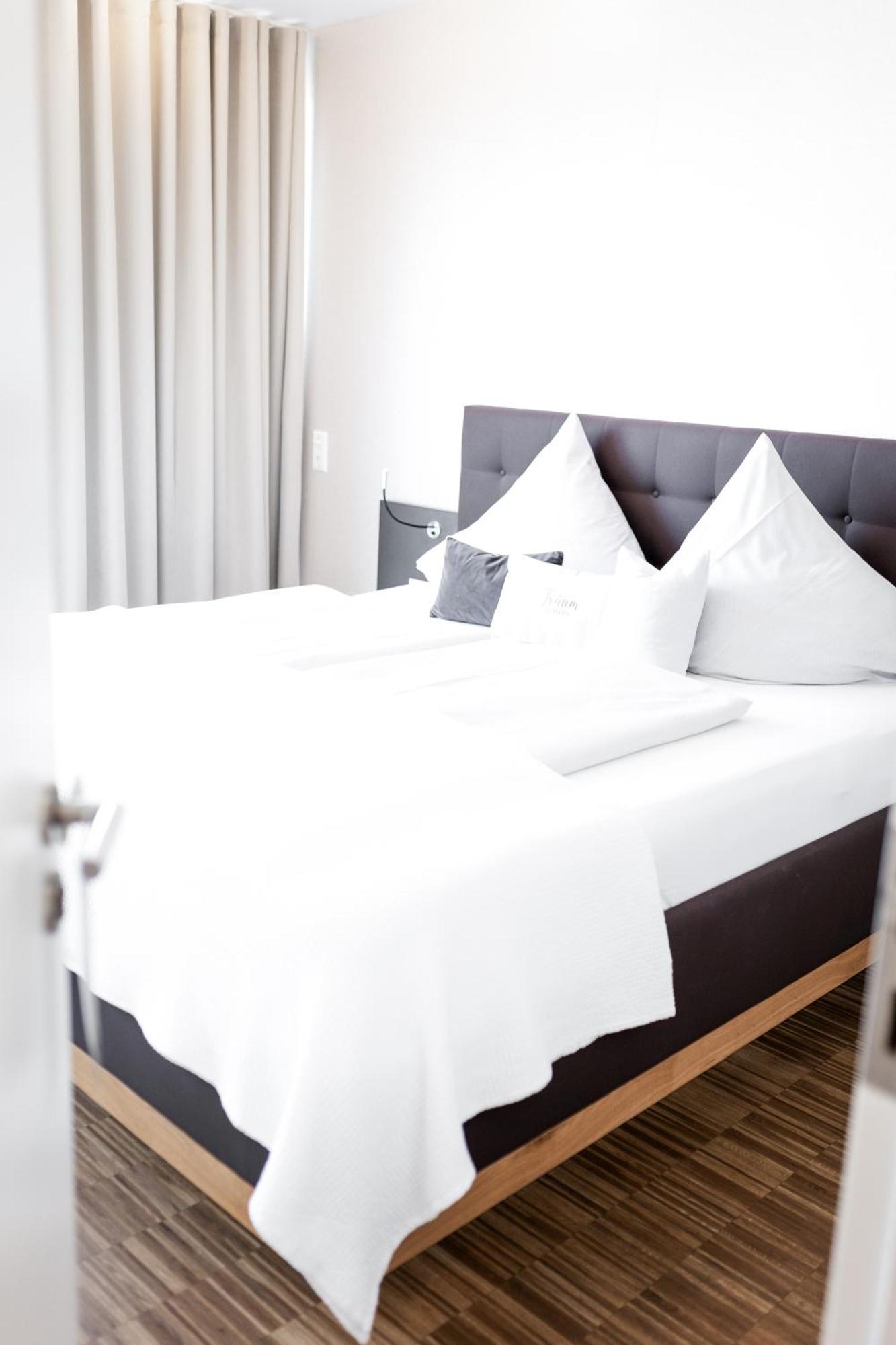 Hotel Hagnauer Seeperle Ngoại thất bức ảnh