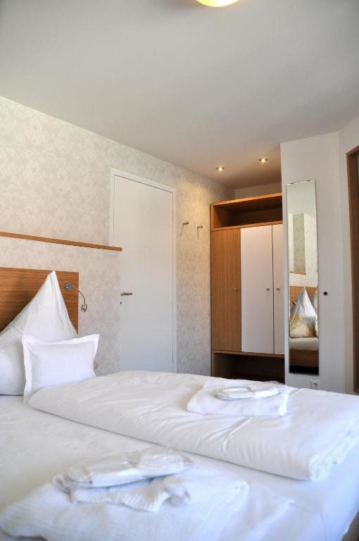 Hotel Hagnauer Seeperle Ngoại thất bức ảnh